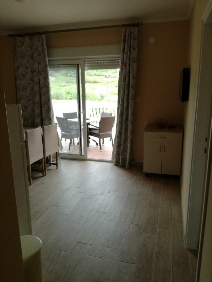 Feel Good Apartment Mundanije Exteriör bild
